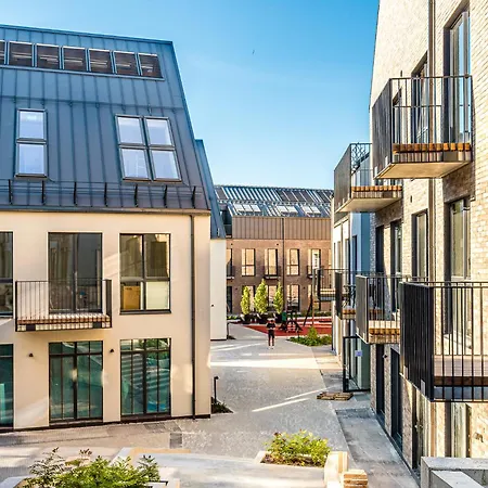 Bali Style With Balcony Near Gates Of Dawn דירה וילנה