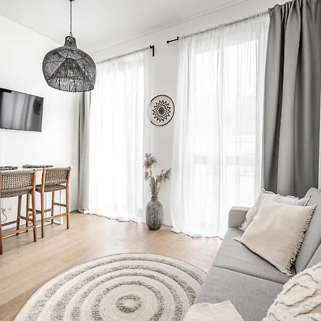 Bali Style With Balcony Near Gates Of Dawn Appartement Vilnius