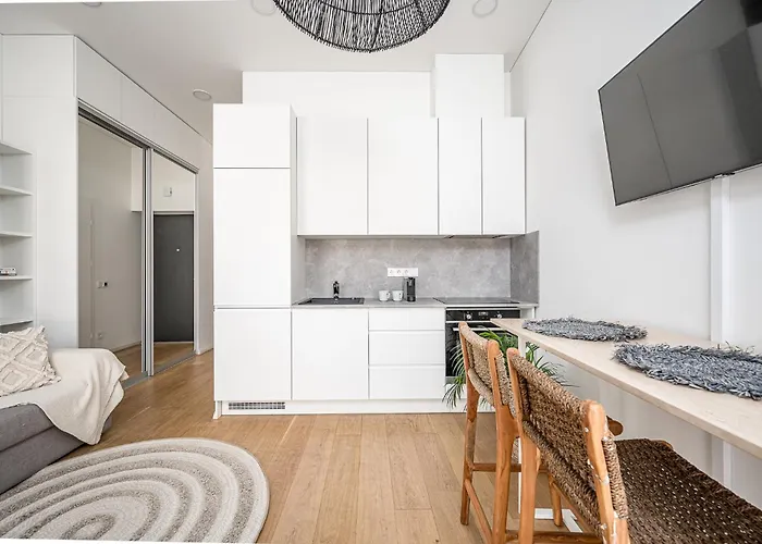 Διαμέρισμα Bali Style With Balcony Near Gates Of Dawn *