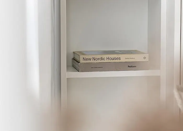 Bali Style With Balcony Near Gates Of Dawn * Βίλνιους